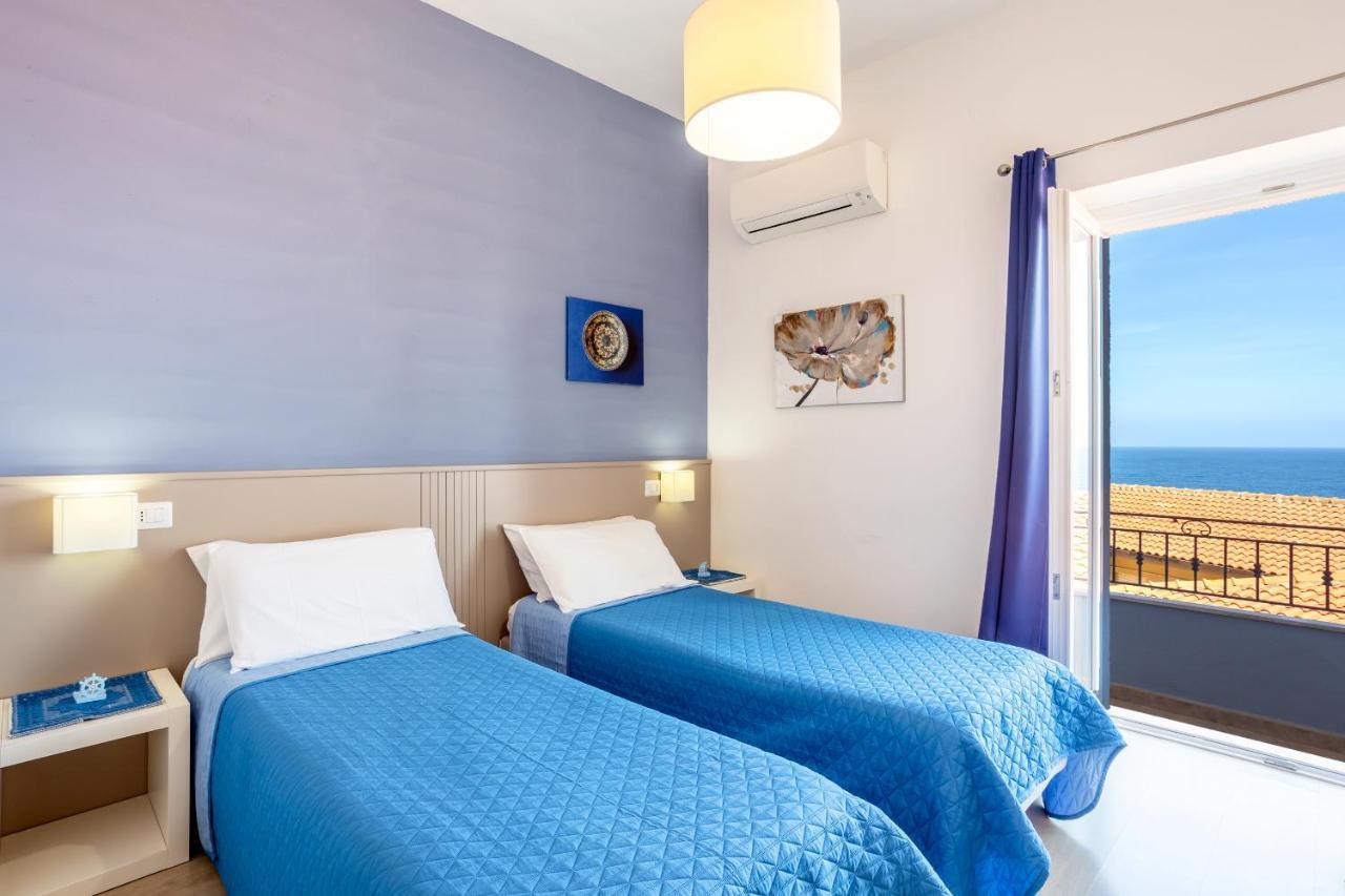 Appartamento Moderno Con Vista Mare Castelsardo Exteriör bild